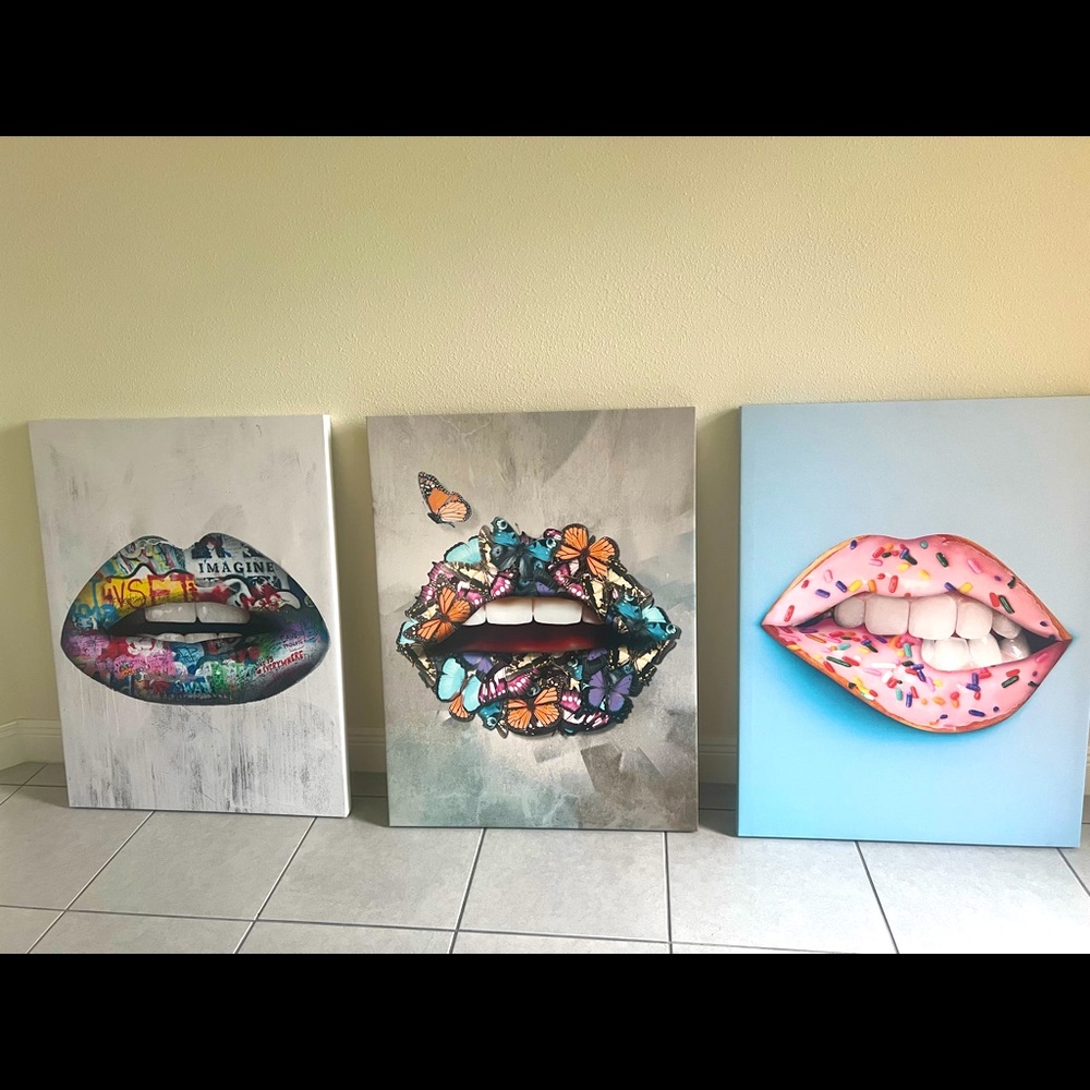 Lips IKONICK Posters